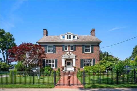 25 Seaview Avenue, Cranston, RI 02905