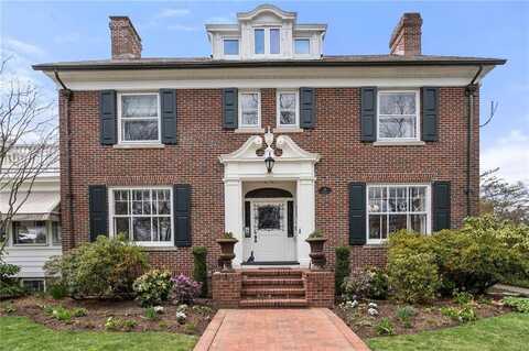 25 Seaview Avenue, Cranston, RI 02905