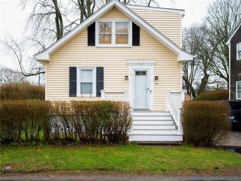 76 Garfield Street, Newport, RI 02840