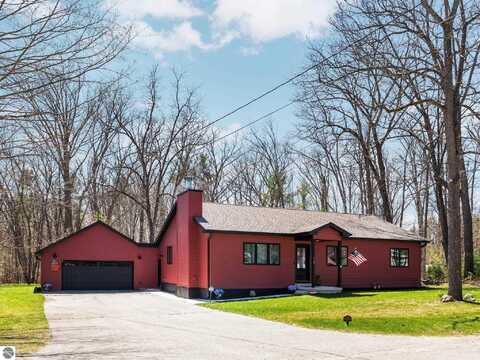 119 Maple Street, Fife Lake, MI 49633