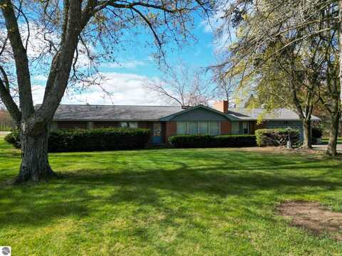 8670 E Pickard Road, Mount Pleasant, MI 48858