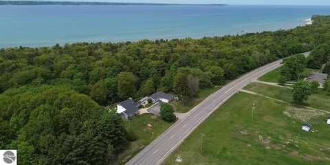 10774 S US-31, Williamsburg, MI 49690