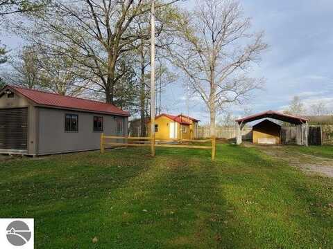 4290 S Lake Drive, Prescott, MI 48756