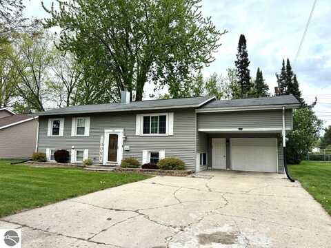 1411 North Drive, Mount Pleasant, MI 48858