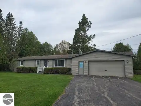 822 W M-55, West Branch, MI 48661