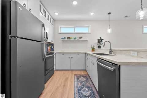 918 W Front Street, Traverse City, MI 49684
