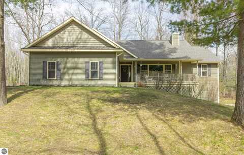 4212 Weatherwood Drive, Traverse City, MI 49685