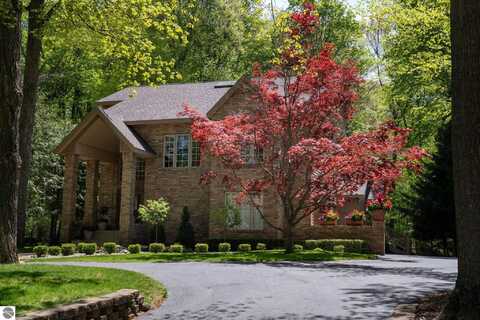 1208 Forest Lane, Mount Pleasant, MI 48858