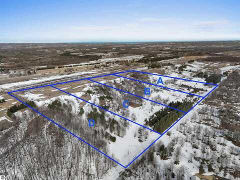 001 E Fort Road, Suttons Bay, MI 49682