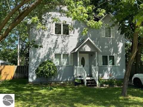 521 Hastings Street, Traverse City, MI 49686