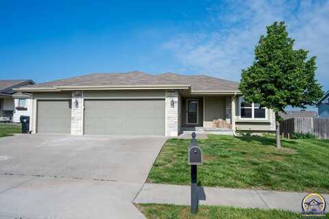 4311 SE Liveoak Drive, Topeka, KS 66609