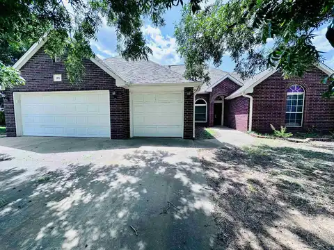 806 Rock Hollow, Stillwater, OK 74074