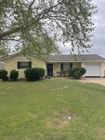 2125 E Cedar Ave, Enid, OK 73701