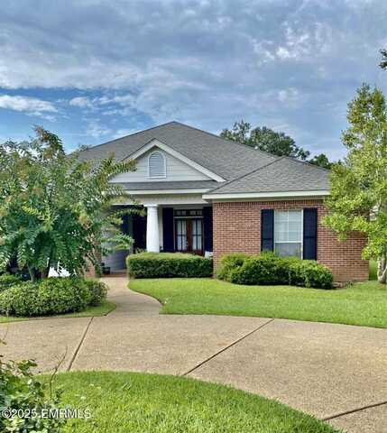 621 Natures Way, Meridian, MS 39305