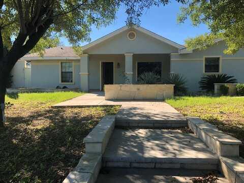 2090 Crescent Blvd, Eagle Pass, TX 78852
