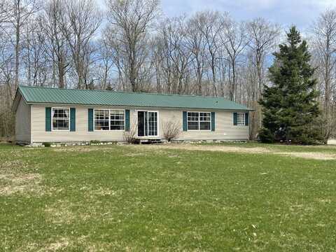 2865 W Chard RD, Hessel, MI 49745