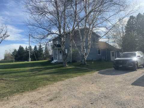 1210 River RD, Germfask, MI 49836