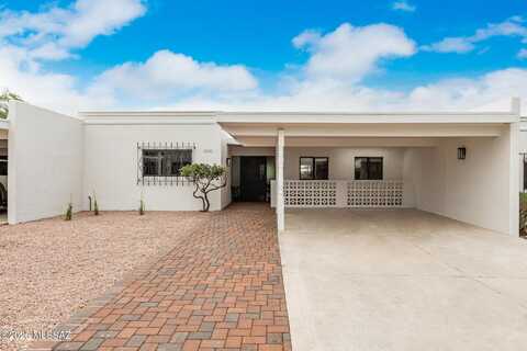 5050 N Crestridge Drive, Tucson, AZ 85718