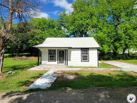501 S Columbia, Clarksville, TX 75426