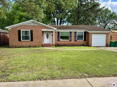 1205 W 40th, Texarkana, TX 75501