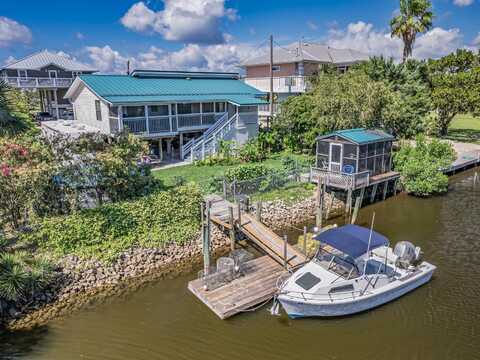 83 Gulf Breeze Drive, Crawfordville, FL 32327