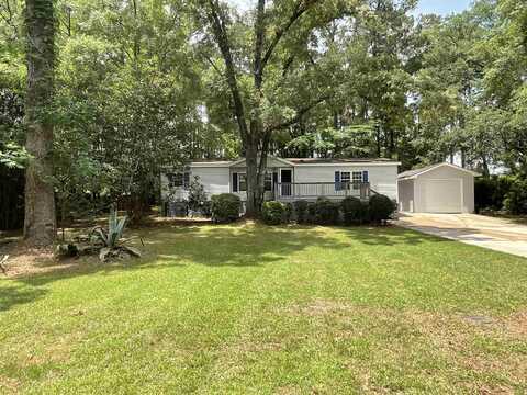 2104 Plantation Forest Drive, Tallahassee, FL 32312