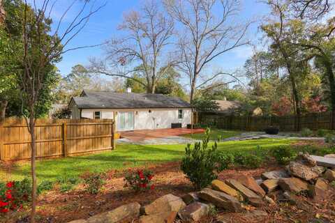 1536 Colonial Drive, Tallahassee, FL 32303
