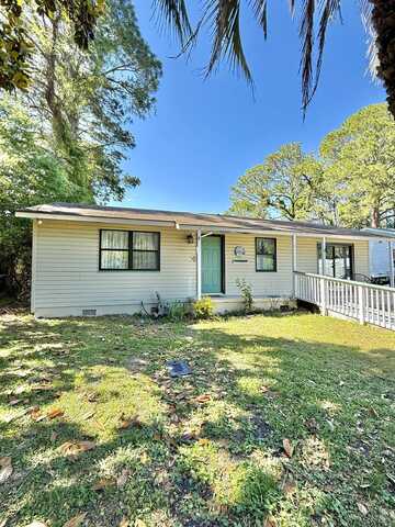 2521 Florida Avenue, Lanark Village, FL 32323
