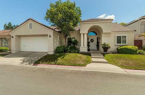 1073 Pennsylvania Avenue E, Fresno, CA 93720