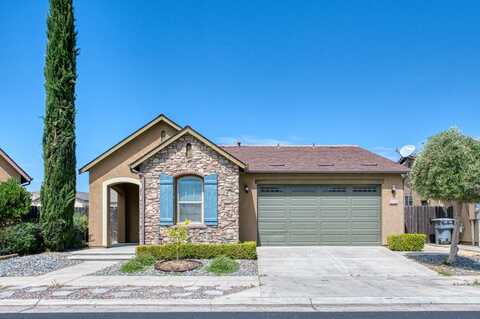 3170 Redington Avenue, Clovis, CA 93619