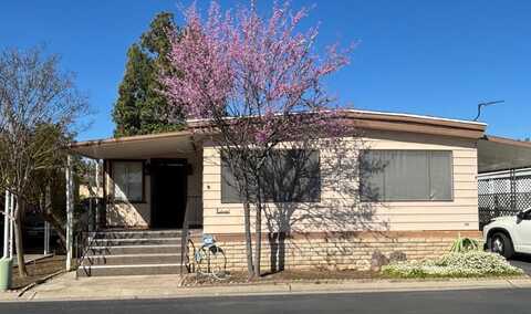 2706 Ashlan Avenue W, Fresno, CA 93705