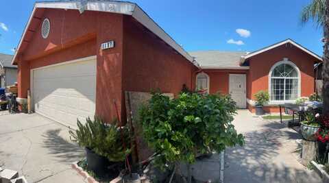 1197 Mulberry, Parlier, CA 93648