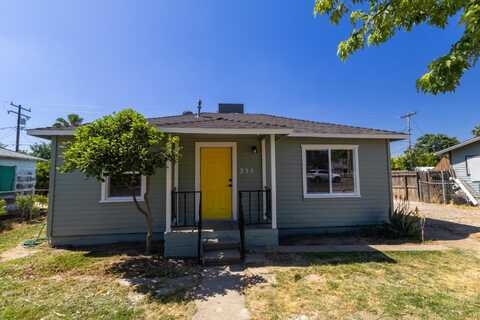 255 E Costner Street, Farmersville, CA 93223