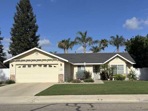 656 Glenn View Ct. Court, Exeter, CA 93221