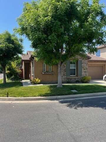 3209 N Tilden Street, Visalia, CA 93291