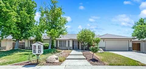 2877 Aspen Street, Hanford, CA 93230