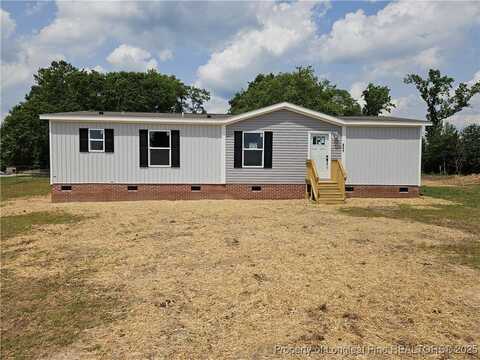 655 EDGEGROVE Circle, Saint Pauls, NC 28384