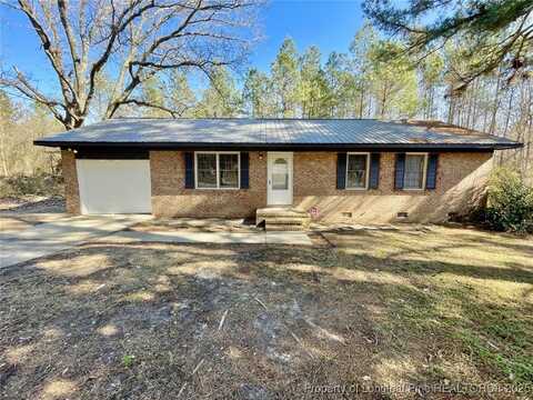 498 Lake Elizabeth Road, Raeford, NC 28376