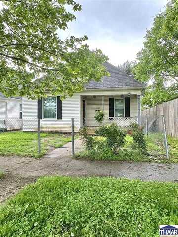 1337 5th Avenue, Terre Haute, IN 47807
