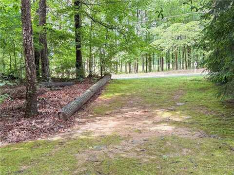 627 Saint Andrews Road, Statesville, NC 28625