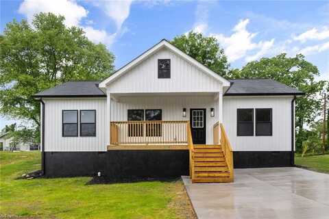 517 Kyle Street, Mount Airy, NC 27030