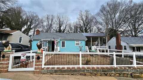 2409 Gilmer Avenue, Winston Salem, NC 27105