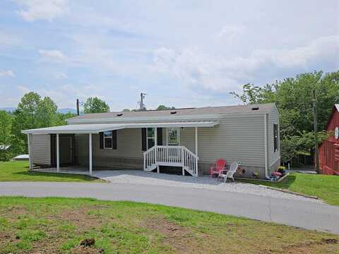 17 S. Front Street, Franklin, NC 28734