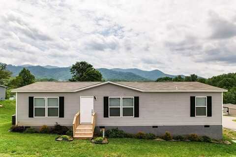 121 N. Gemstone Ave, Franklin, NC 28734