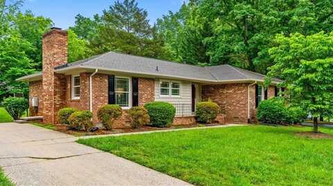 2 Great Castle Court, Greensboro, NC 27455