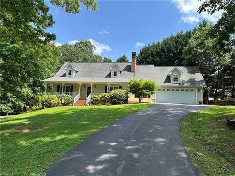 470 Farmbrook Road, Mount Airy, NC 27030
