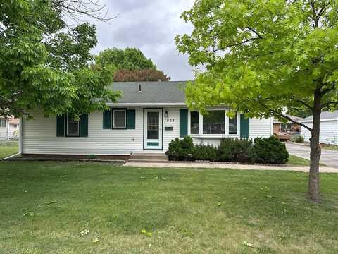 1038 N 26th St, Fort Dodge, IA 50501