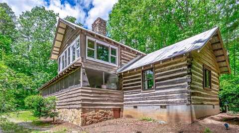 303 Blue Heron Lane, Wilkesboro, NC 28697