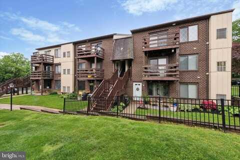 5200 HILLTOP DRIVE, BROOKHAVEN, PA 19015