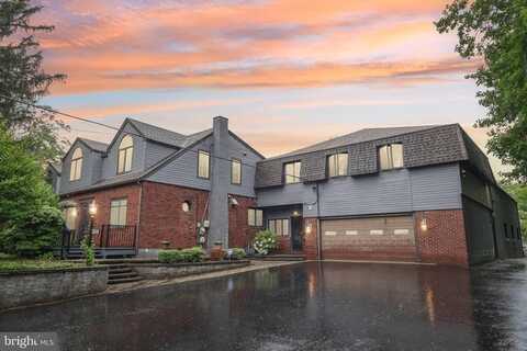 2619 & 2701 NEW FALLS ROAD, LEVITTOWN, PA 19056